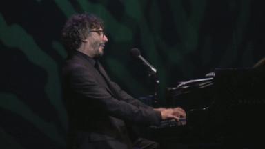 Brillante Sobre El Mic