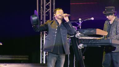 Me Estoy Enamorando - En Vivo