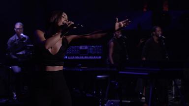 No One - Live from iTunes Festival, London, 2012