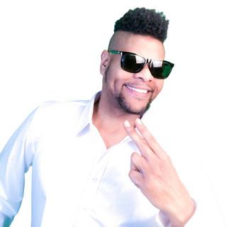 DJ