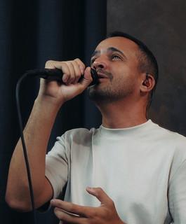 LF