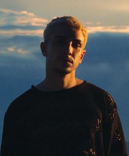 MV