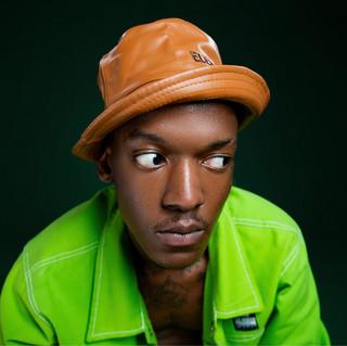 TT