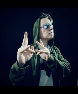 D