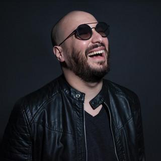 DQ