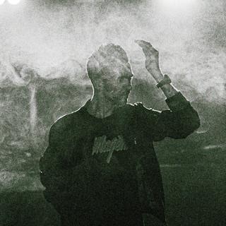 TR