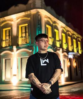 L