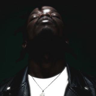 MO