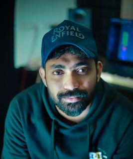 MO