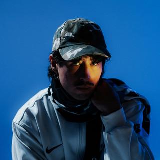 DJ