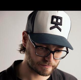 JJ
