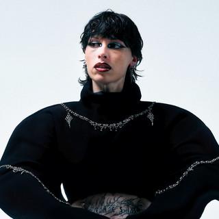 L