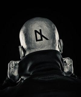DT