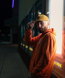 J$