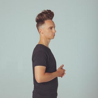DJ