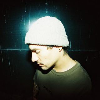 BT