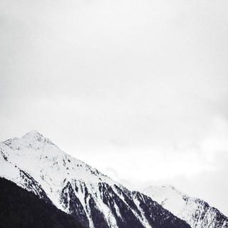 MG