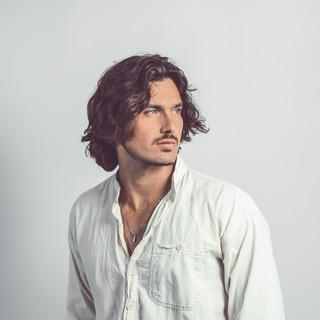 MV