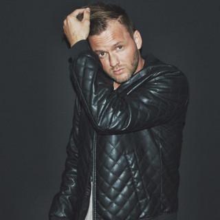 DJ