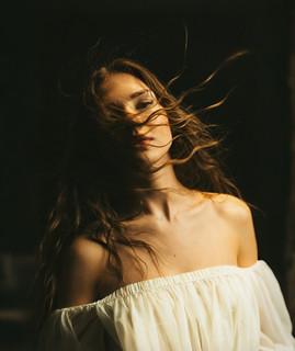 L