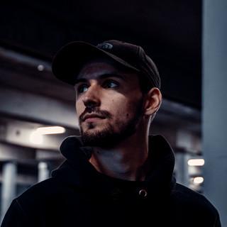 GH