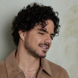 JR