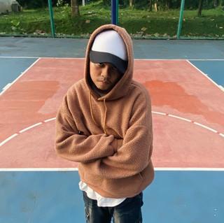 B.