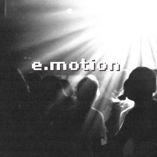 EM