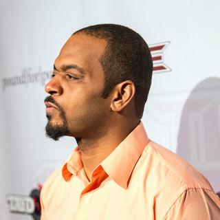 DJ