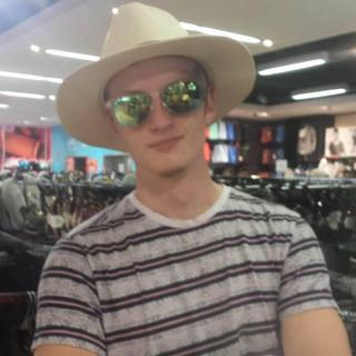 DJ