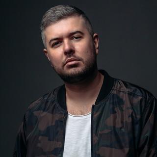 AL