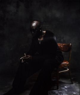 B®