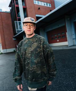 LÄ