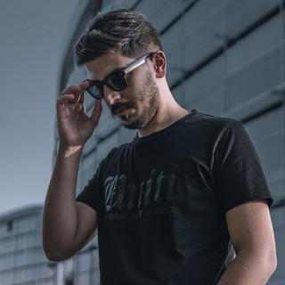 JJ