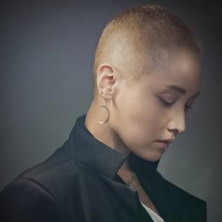LR