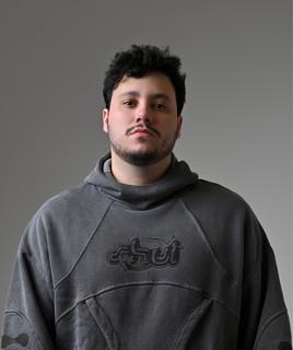 DU