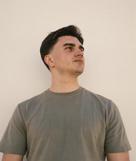 B