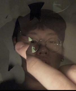 B
