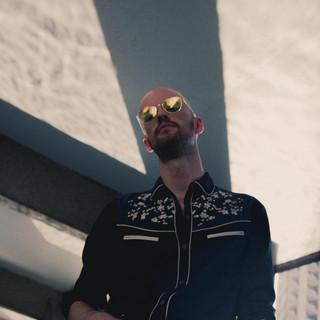JS