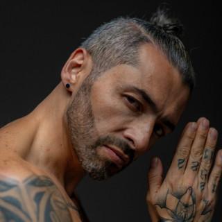 JR