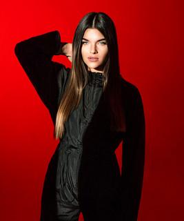L