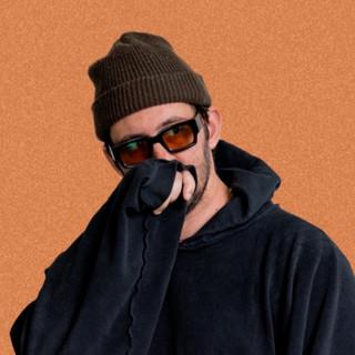 LA