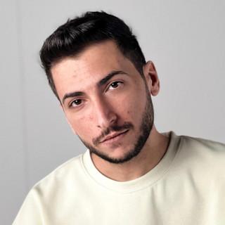 EQ