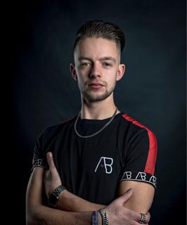 J