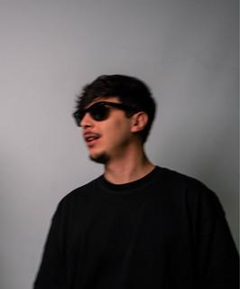ET