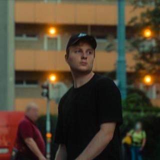 MV