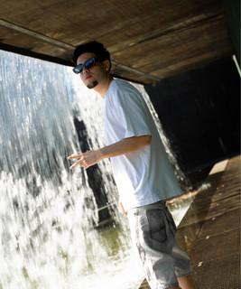 EM