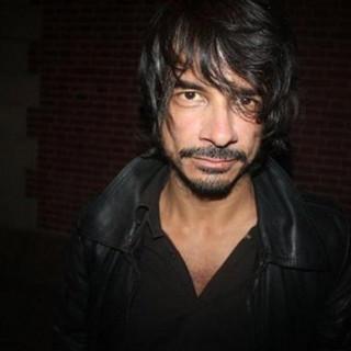 MO