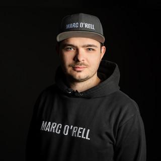 MR