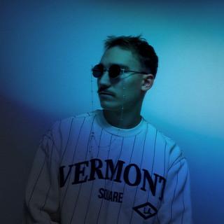 AL